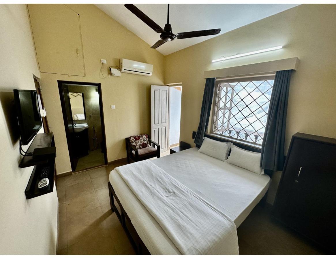 Hotel White Season Calangute Εξωτερικό φωτογραφία